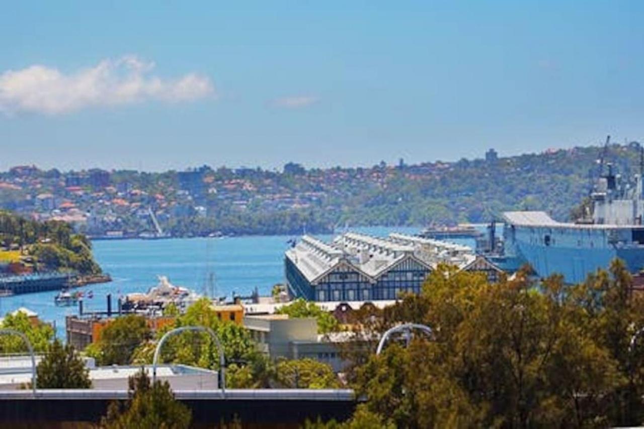 Inner City Harbour Views With Parking 시드니 외부 사진